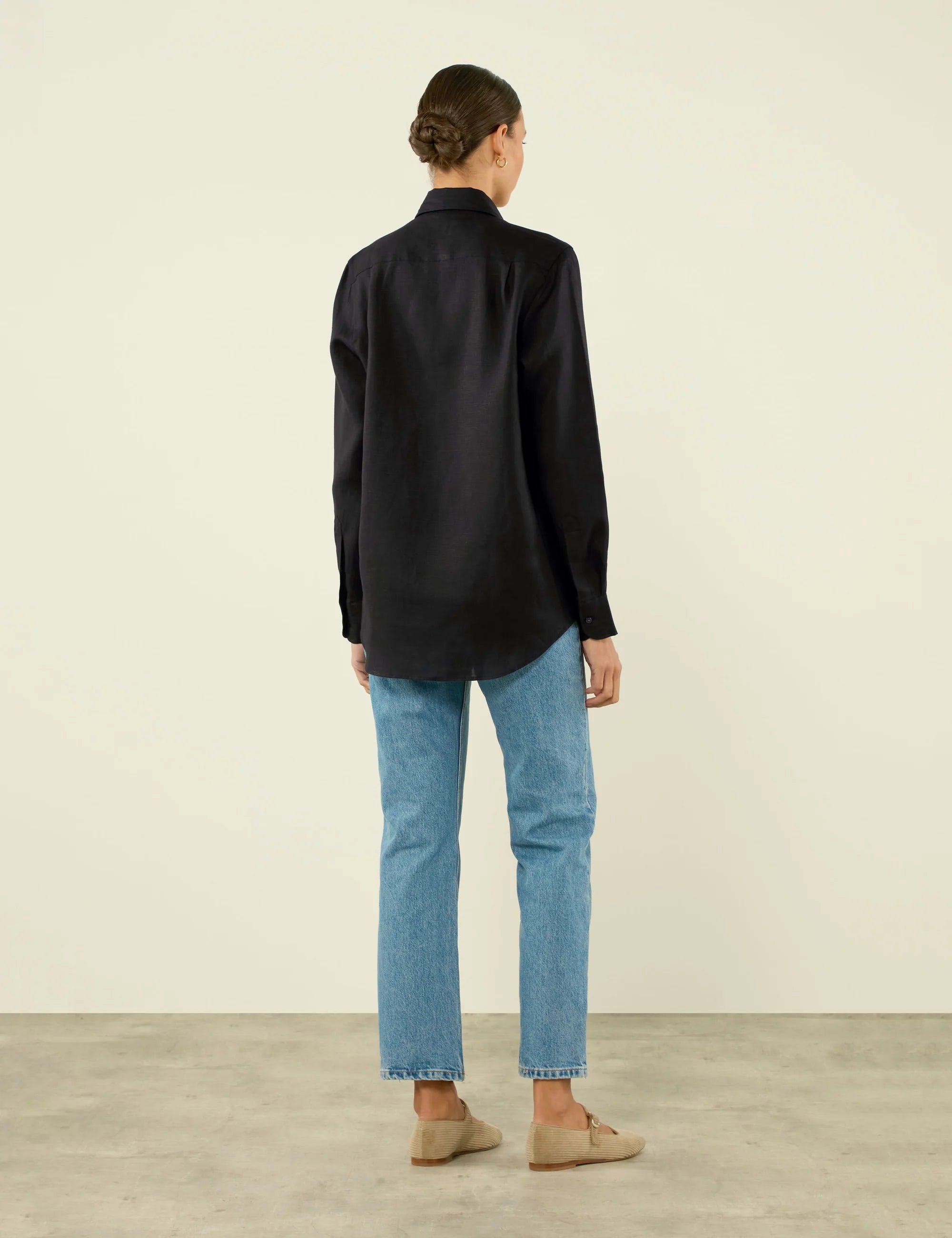 The Boyfriend: Linen, Black - Image 6