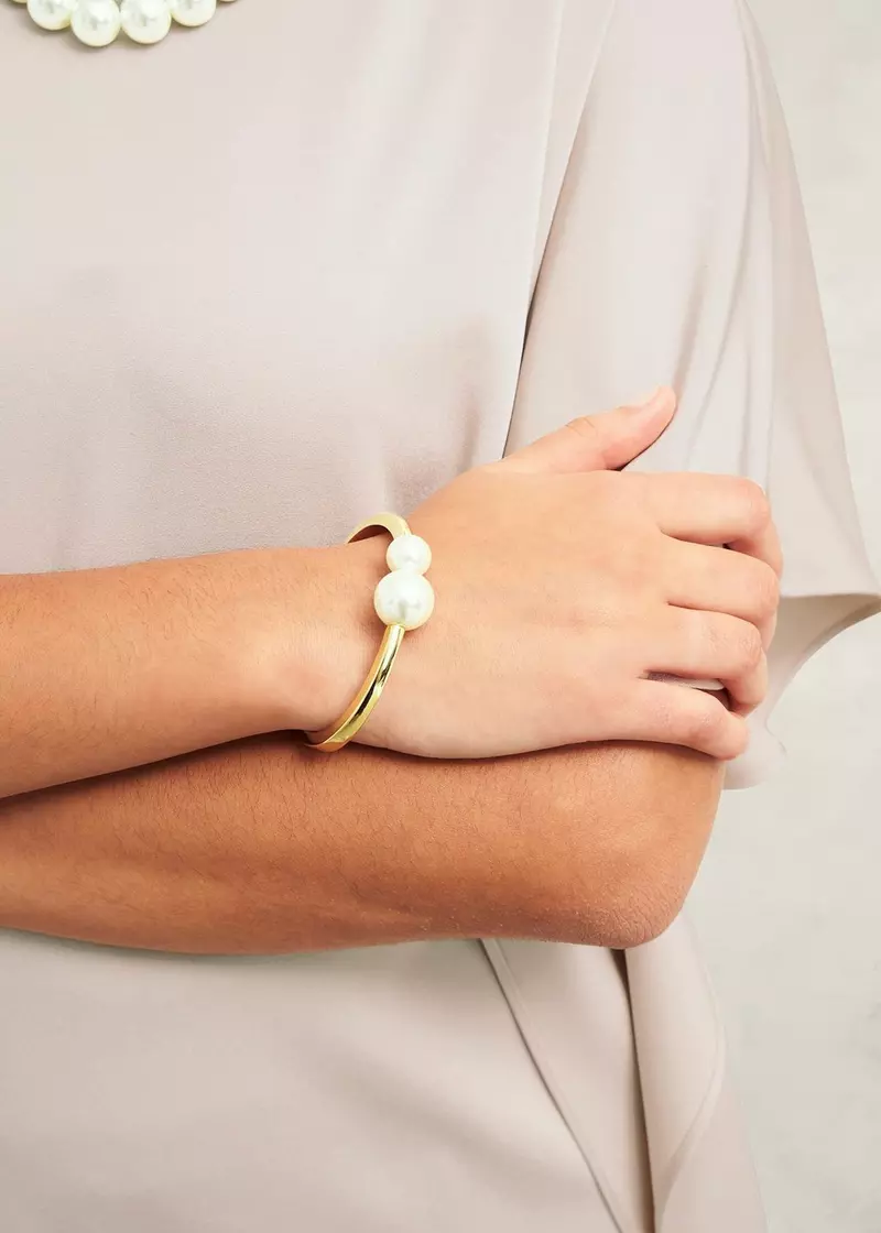 Lilia Cuff, Gold, hi-res