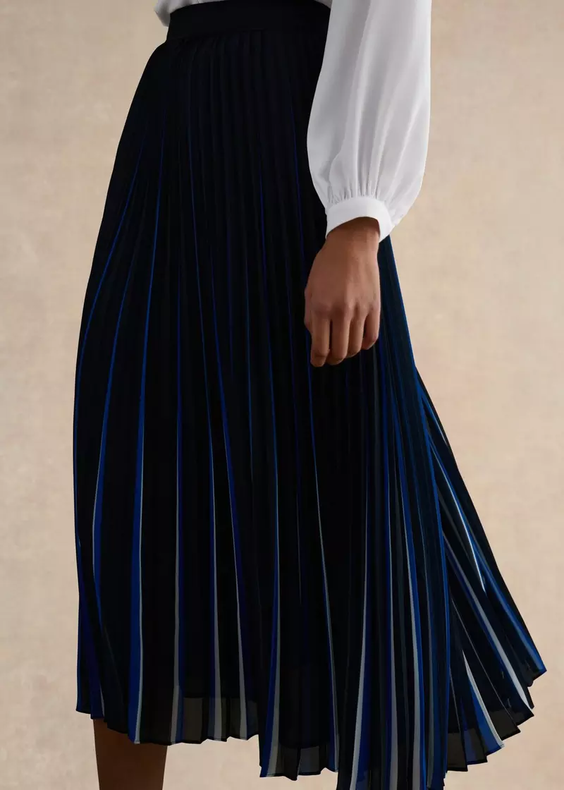 Petite Vida Skirt, Navy Blue, hi-res